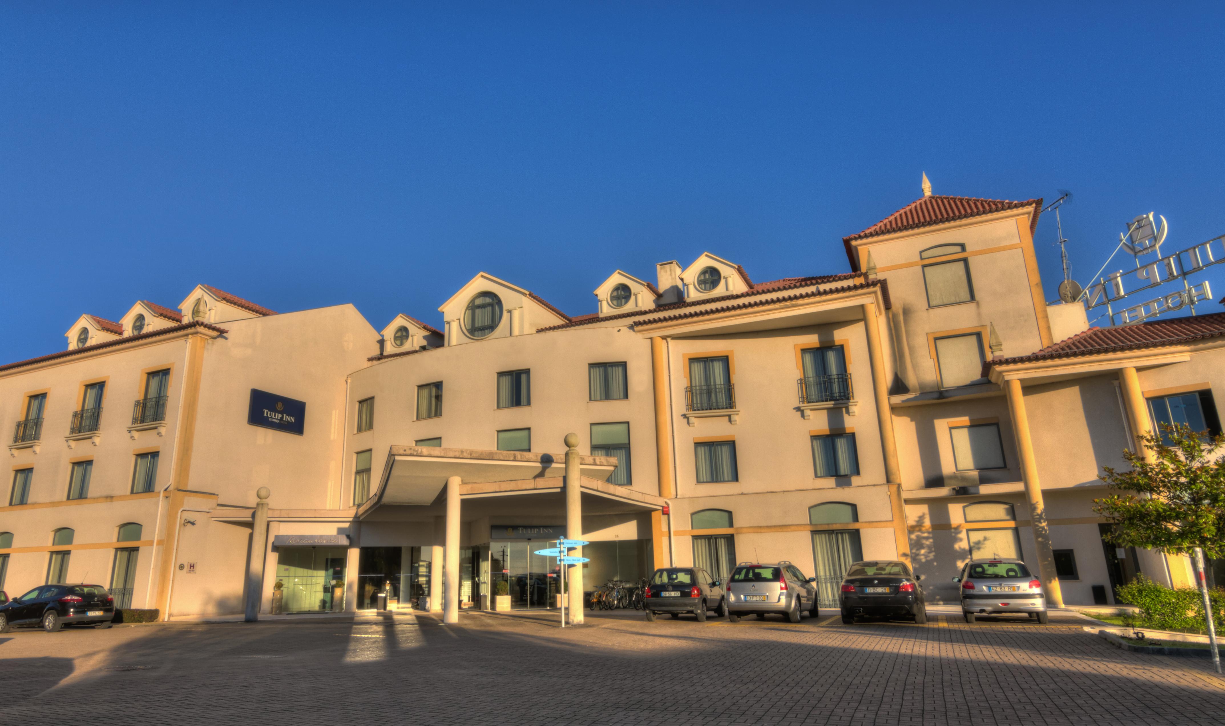 Lam Hotel Estarreja Kültér fotó