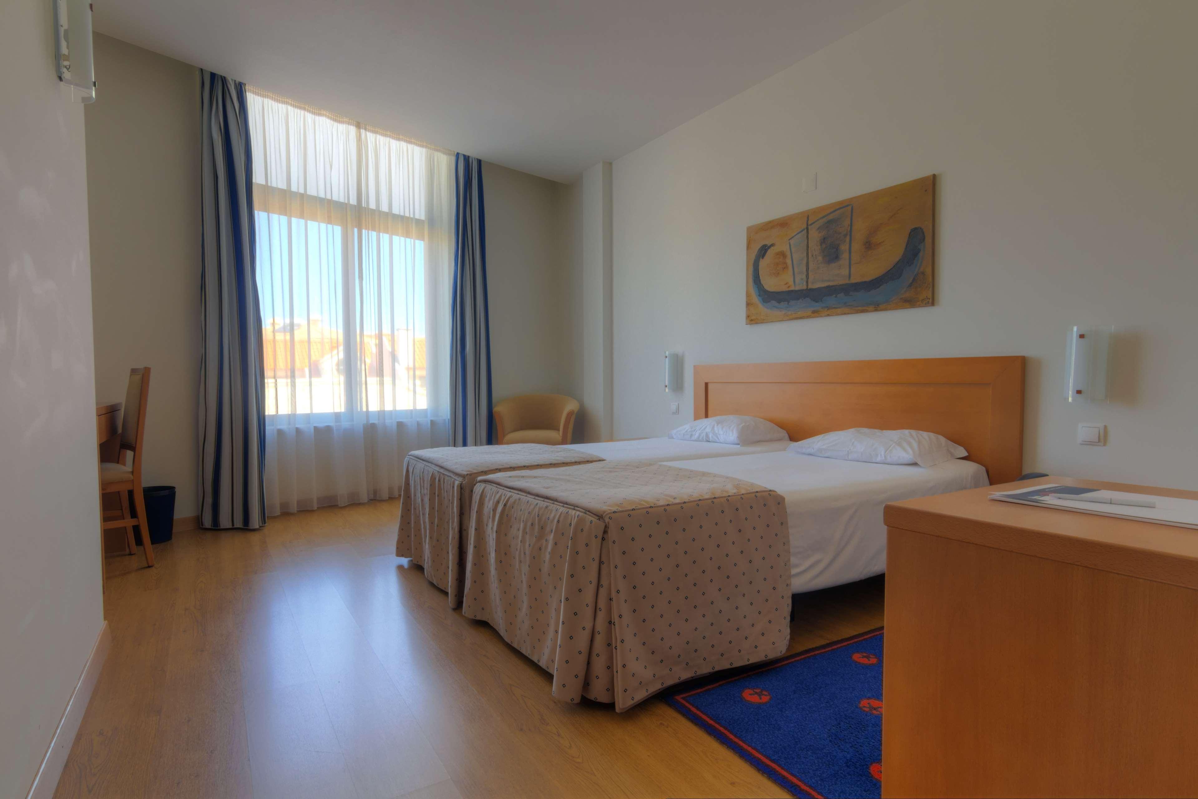 Lam Hotel Estarreja Kültér fotó