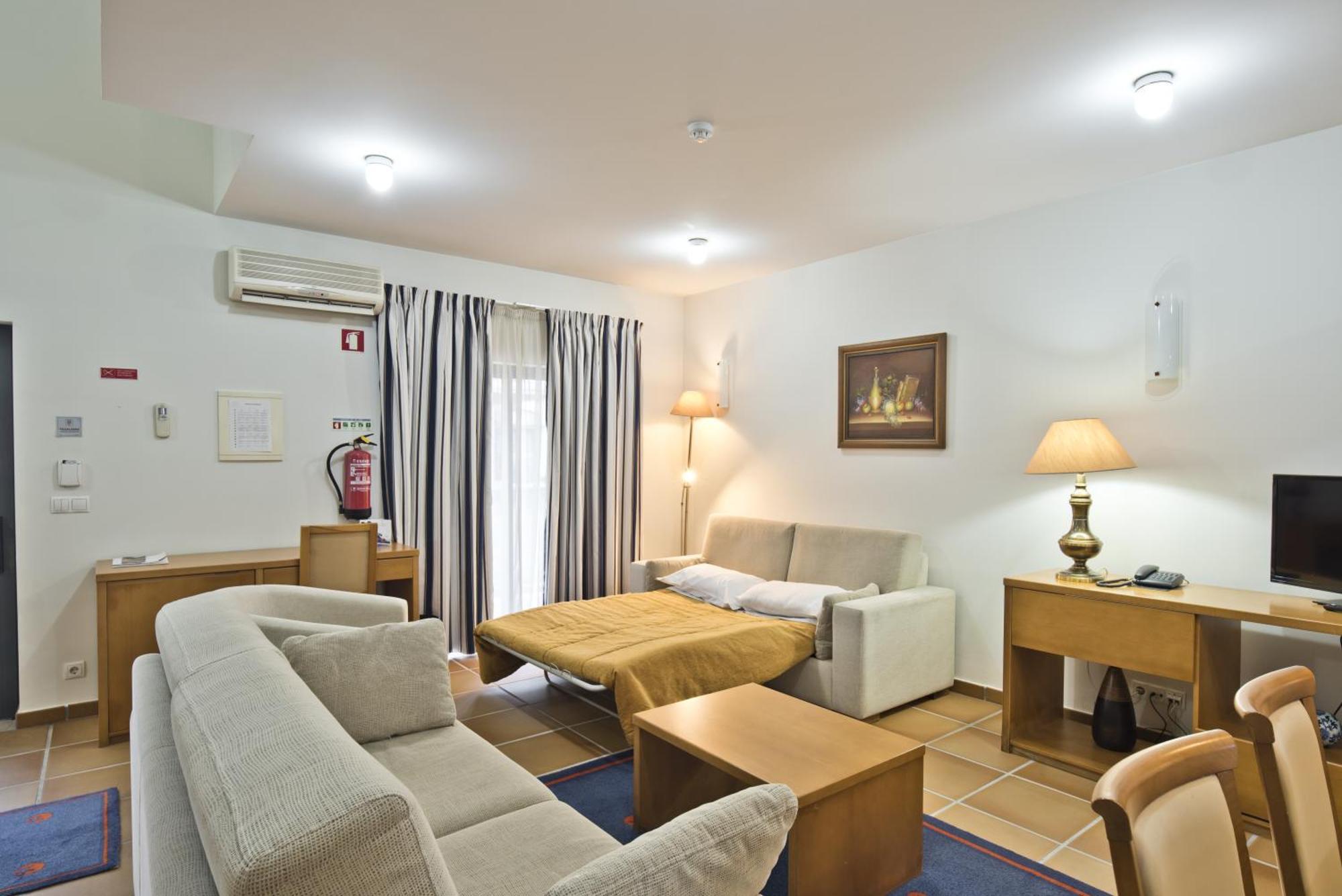 Lam Hotel Estarreja Kültér fotó